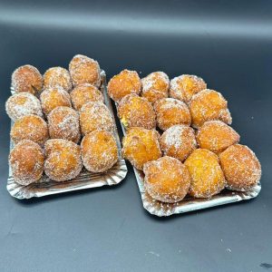 Buñuelos Rellenos de Crema y Chocolate