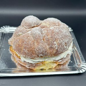 Pan de Muerto Relleno de Nata